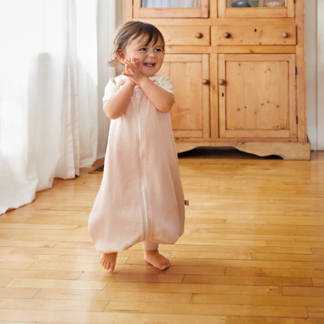 Ergobaby Saco de Dormir On the Move Pink Sand
