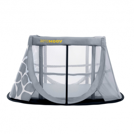 AeroMoov Travel Cot Girafa