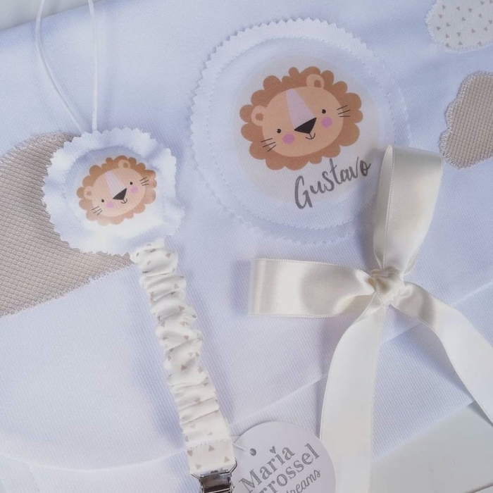 Prende-Chupetas Maria Carrossel Leão - Maria Carrossel - PP1010C-LEAO