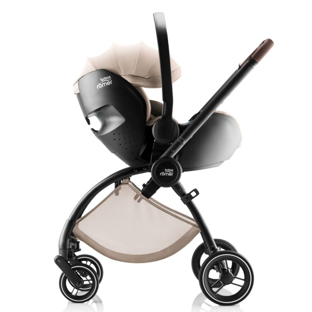 Carrinho de Bebé Britax Römer Rio com Alcofa, Baby-Safe Pro Style e Base Vario 5Z - Britax Römer - PACKRIO008-001